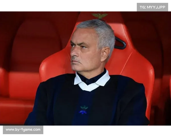 穆里尼奥临场指挥再引争议 本菲卡附加赛首回合染红离场